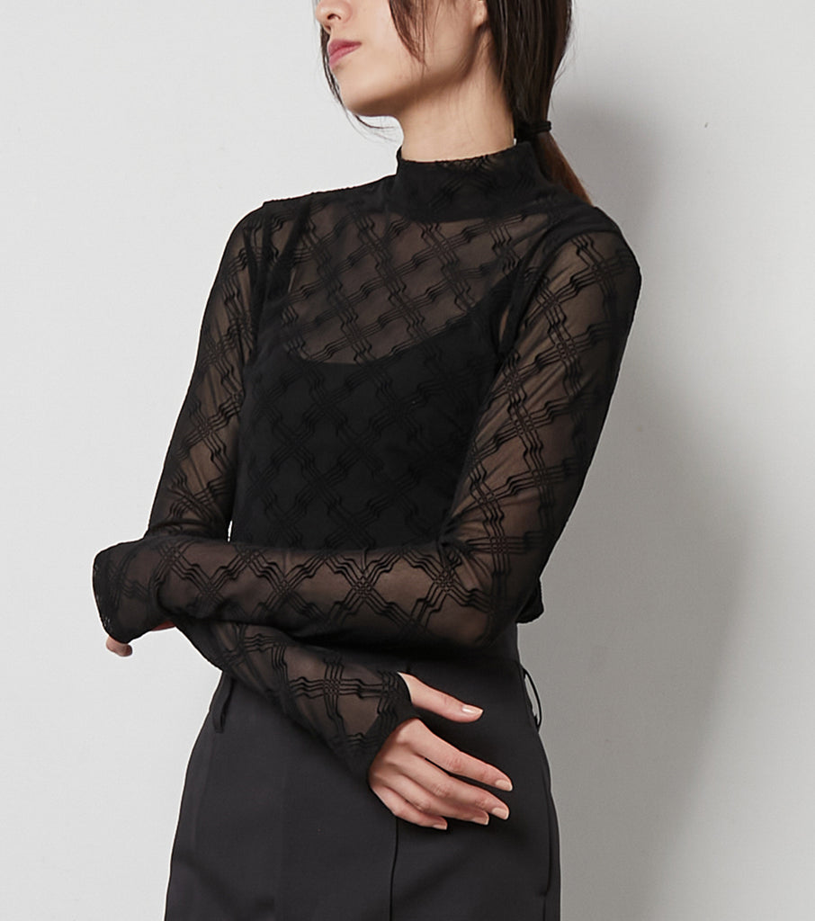 Deformable Geometric Sheer TOP