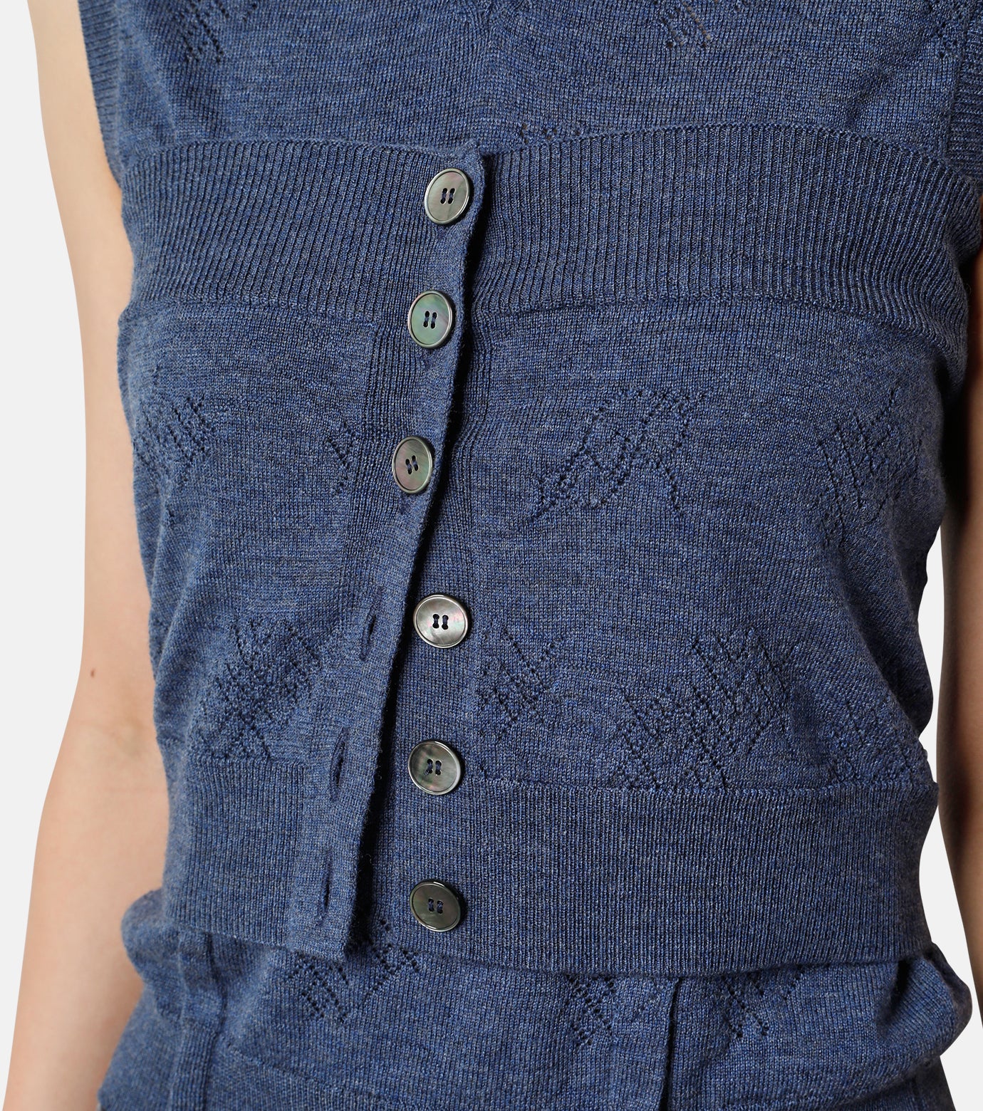 Eyelet High Gauge V Knit