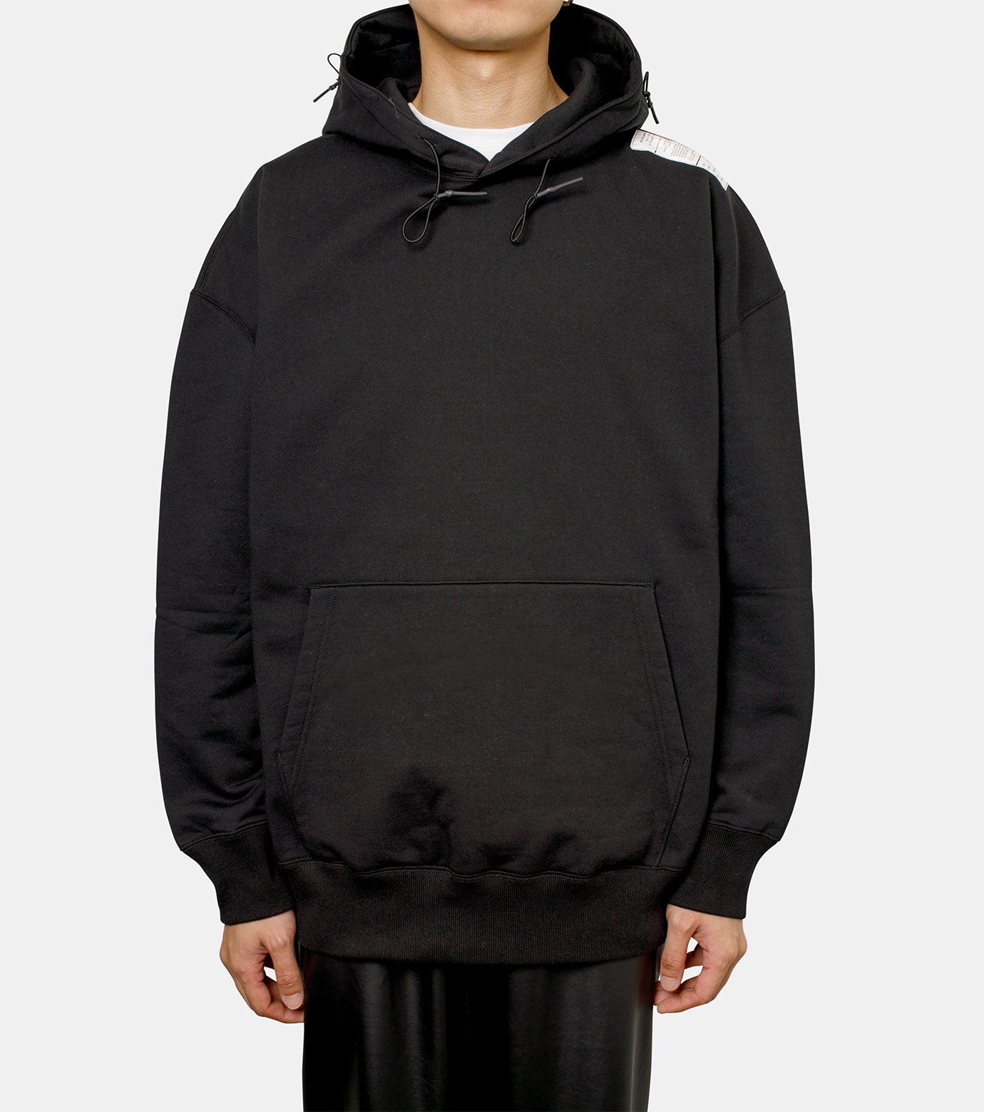 HOODED SWEAT SHIRT